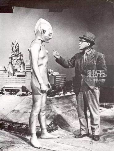 思出亿千万：50多岁的奥特曼，与版权战斗了40年(图22)